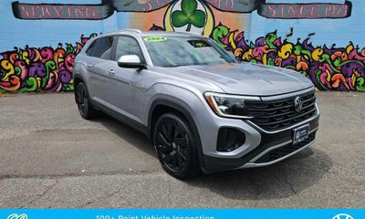 2024 Volkswagen Atlas Cross Sport 4Motion SE W