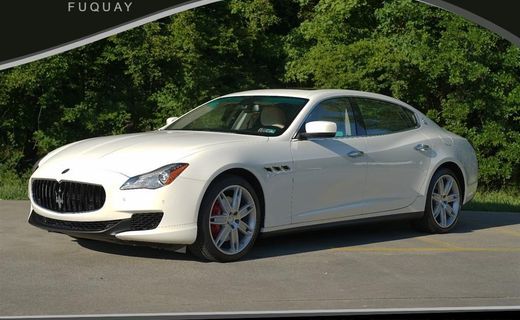 2015 Maserati Quattroporte Essence