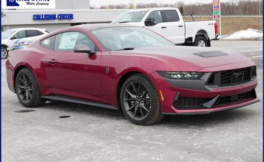 2025 Ford Mustang Dark Horse