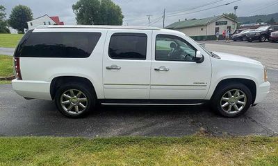 2011 GMC Yukon XL Denali