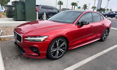 2019 Volvo S60