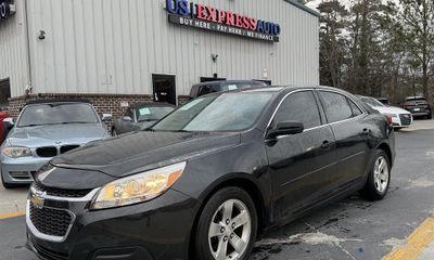 2015 Chevrolet Malibu LS 1FL