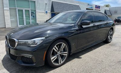 2019 BMW 740i