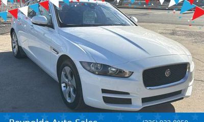 2017 Jaguar XE