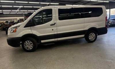 2019 Ford Transit 150 XLT LOW