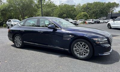 2025 Genesis G80 2 5T