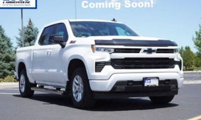 2022 Chevrolet Silverado RST