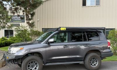 2011 Toyota Land Cruiser VX