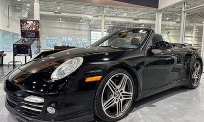 2010 Porsche 911 Cabriolet