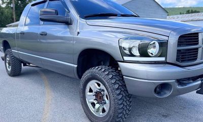 2006 Dodge RAM SLT