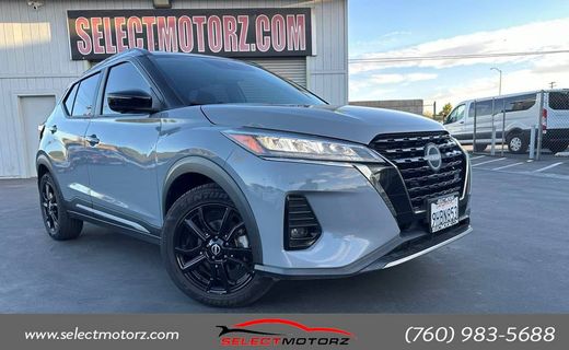 2023 Nissan Kicks SR