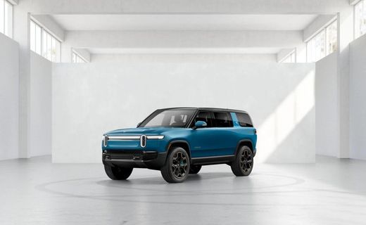 2026 Rivian R1S Premium