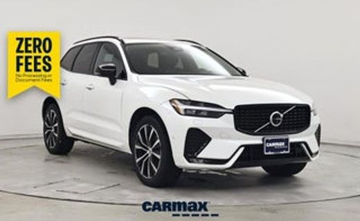 2023 Volvo XC60 Plus Dark