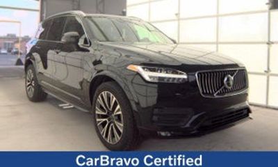 2020 Volvo XC90 Momentum