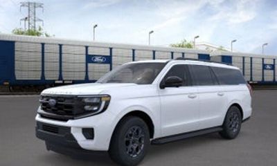 2026 Ford Expedition MAX Active