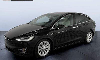 2020 Tesla Model X Long Range
