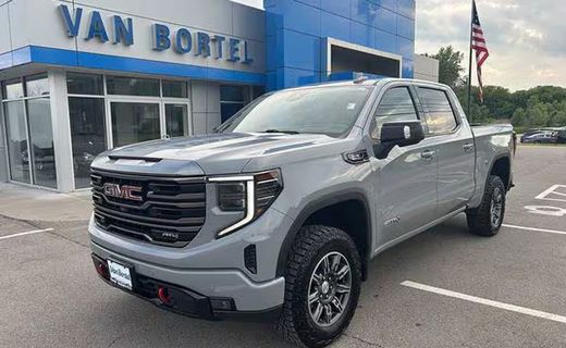 2024 GMC Sierra AT4