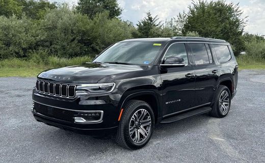 2025 Jeep Wagoneer Base