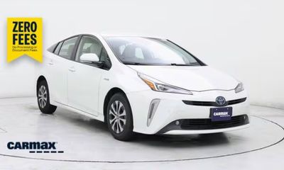 2020 Toyota Prius LE