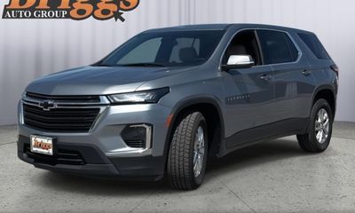 2023 Chevrolet Traverse LS