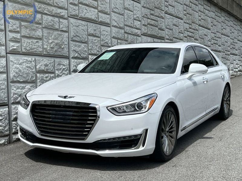 2018 Genesis G90 — a typically priced live listing