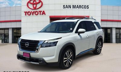 2023 Nissan Pathfinder Platinum
