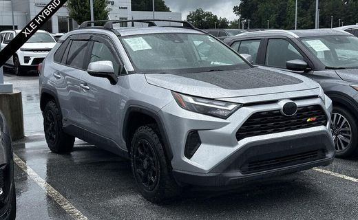 2022 Toyota RAV4 XLE