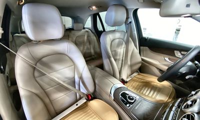 2019 Mercedes-Benz GLC-Class GLC300
