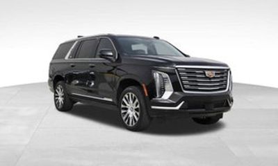 2023 Cadillac Escalade Sport