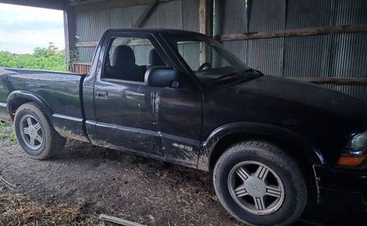1999 Chevrolet S-10 Pickup