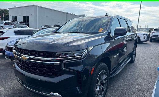 2023 Chevrolet Suburban LS