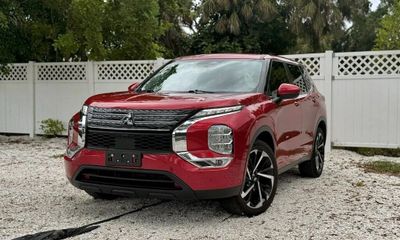 2023 Mitsubishi Outlander
