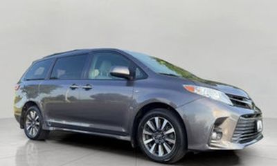 2019 Toyota Sienna LTD Premium XLE