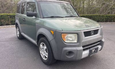 2005 Honda Element LX