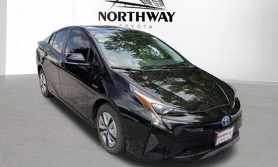 2018 Toyota Prius ONE TWO