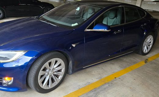 2017 Tesla Model S