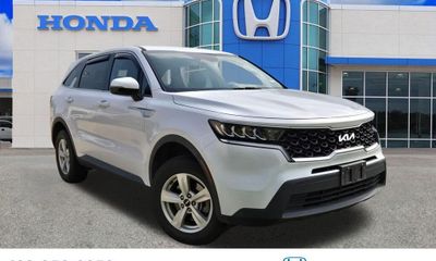 2023 Kia Sorento LX