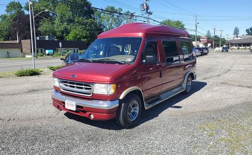 2000 Ford E-150