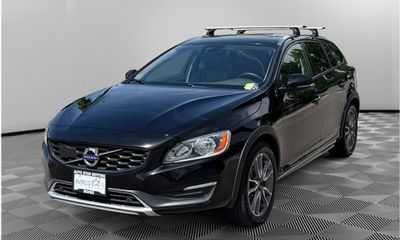 2016 Volvo V60CC SV33 Premier