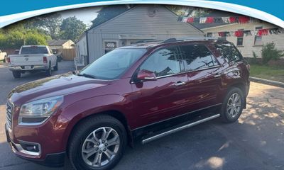 2015 GMC Acadia SLT 1