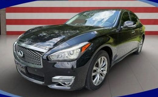 2015 Infiniti Q70