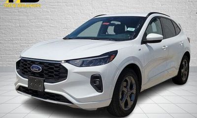 2023 Ford Escape ST Line Select
