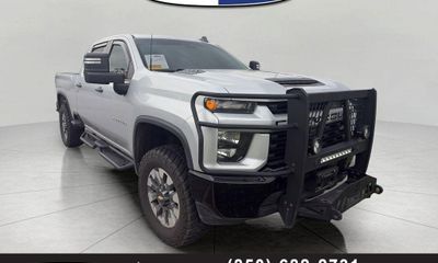 2023 Chevrolet Silverado HD Custom