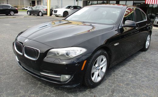 2011 BMW 528I I