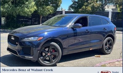 2017 Jaguar F-Pace S