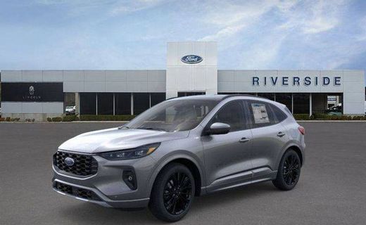 2025 Ford Escape ST Line Elite