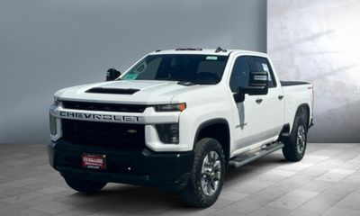 2021 Chevrolet Silverado Custom