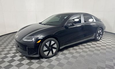 2023 Hyundai Ioniq 6 SE