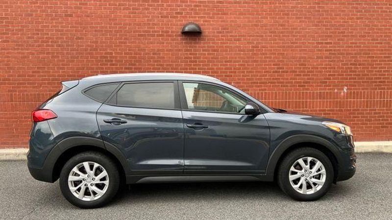 2019 Hyundai Tucson — a typically priced live listing