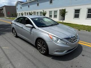 2011 Hyundai Sonata Middle Level